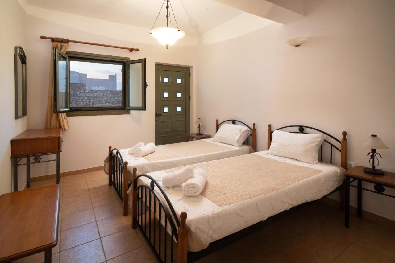 מונמבאסיה Villa Luisa Exclusive Residences מראה חיצוני תמונה