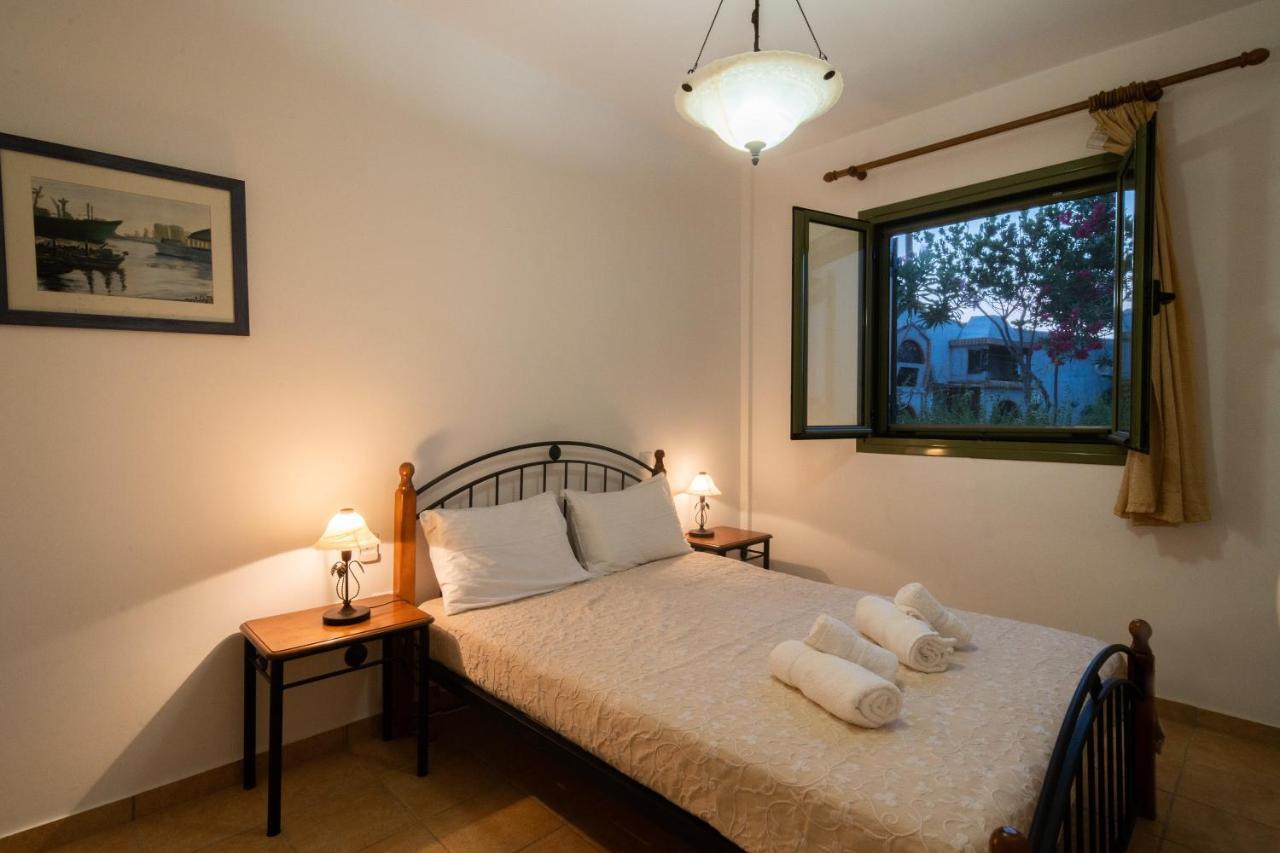 מונמבאסיה Villa Luisa Exclusive Residences מראה חיצוני תמונה