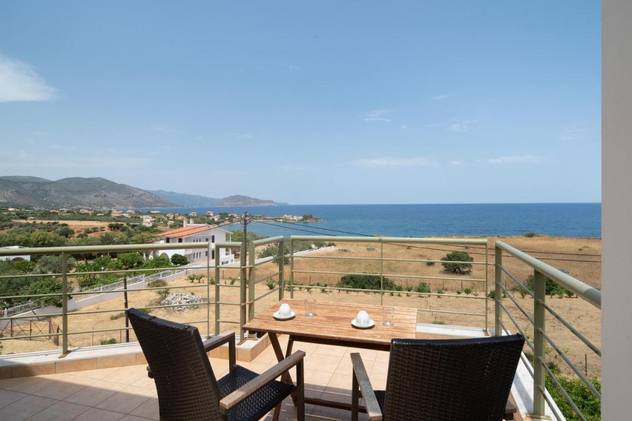 מונמבאסיה Villa Luisa Exclusive Residences מראה חיצוני תמונה